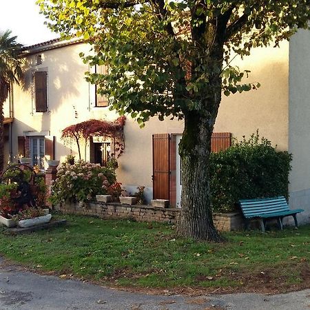 Charmante maison à la ferme Valderies Extérieur photo