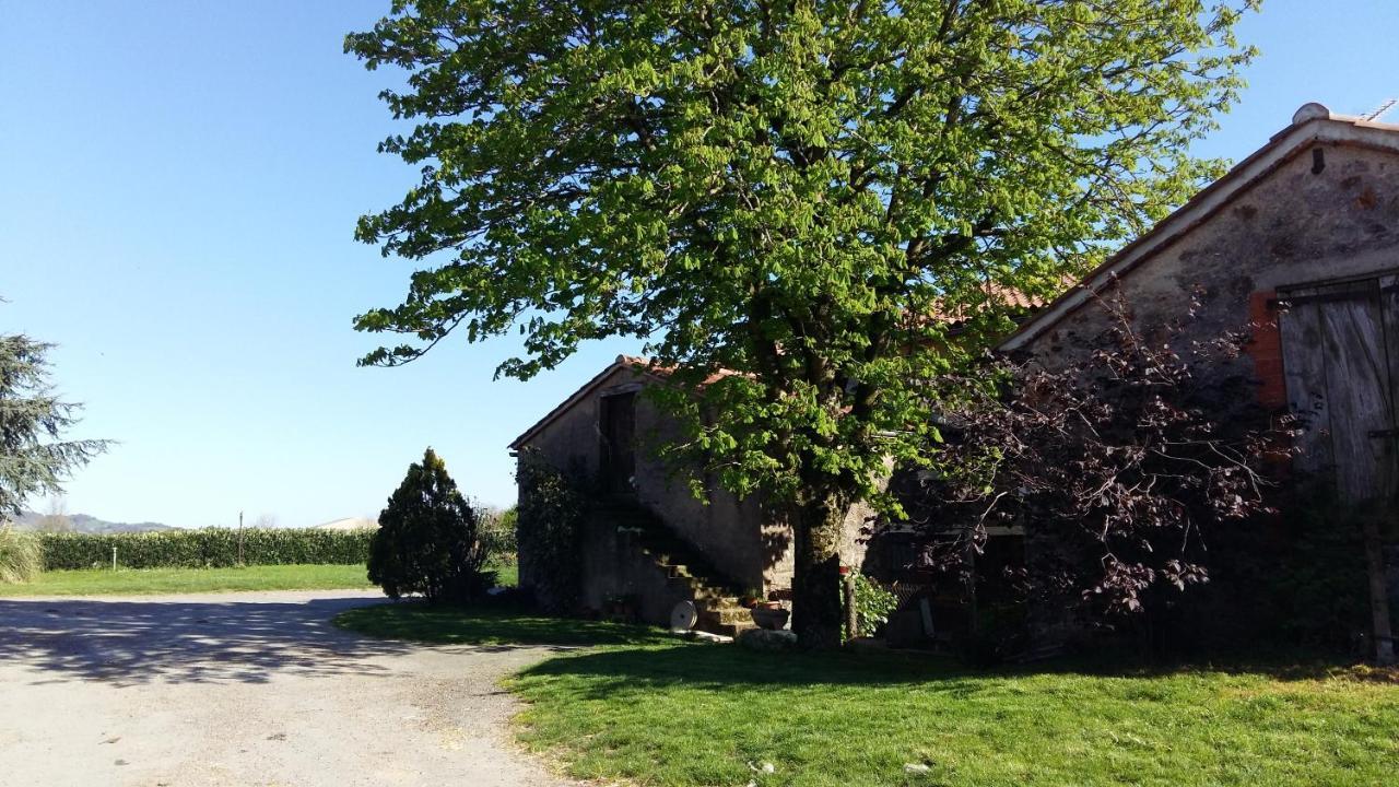 Charmante maison à la ferme Valderies Extérieur photo